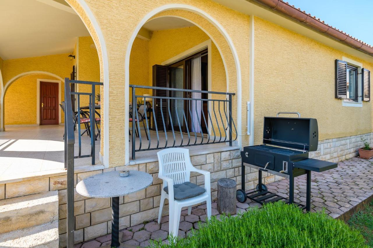 Apartments Josipa Πόρετς Εξωτερικό φωτογραφία