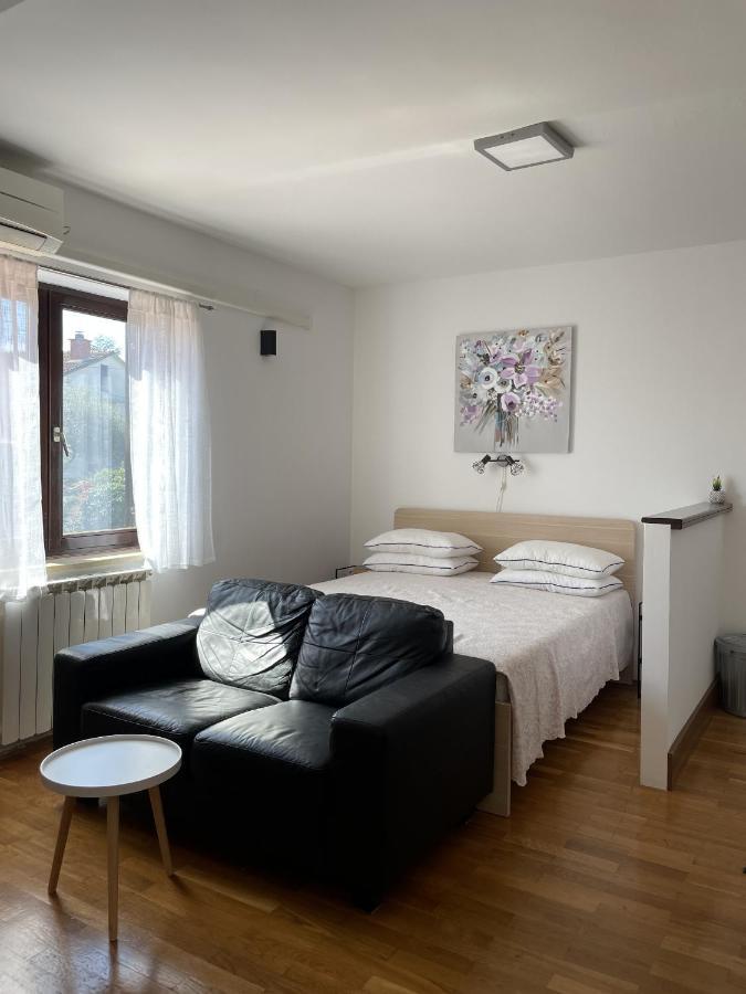 Apartments Josipa Πόρετς Εξωτερικό φωτογραφία