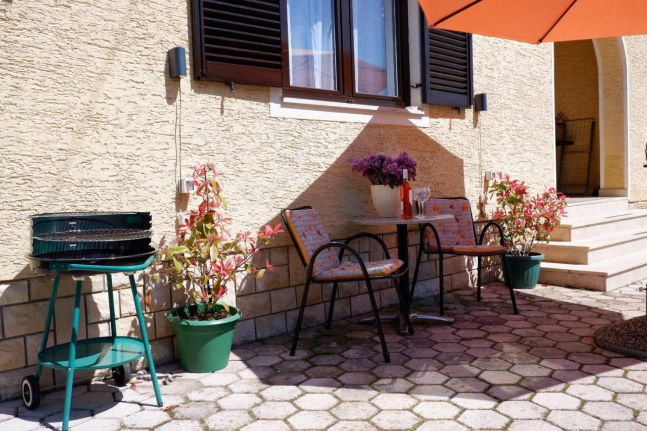 Apartments Josipa Πόρετς Εξωτερικό φωτογραφία