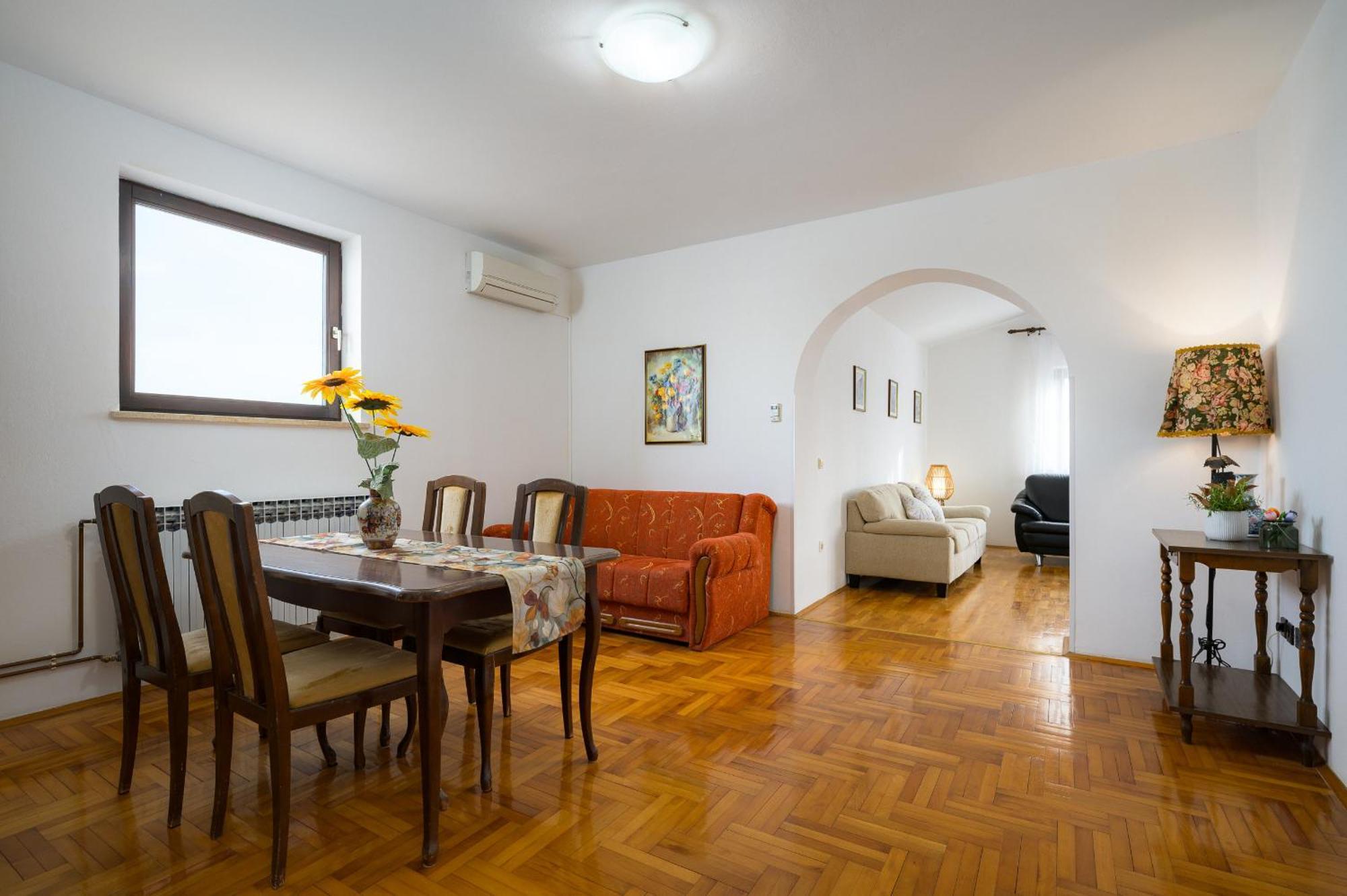 Apartments Josipa Πόρετς Εξωτερικό φωτογραφία